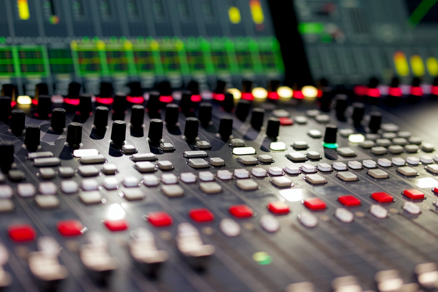 Exploring the Latest Trends in Studio Equipment